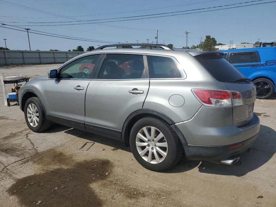 Conjunto de filtro de aire usado se adapta a: Mazda CX-9 2009 grado A Foto 2 de 4