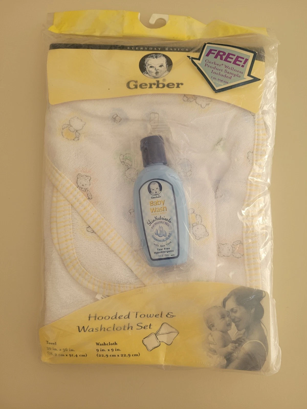 Gerber Hooded Towel & Washcloth Set Bonus Wellness Baby Wash Bears Boy Girl