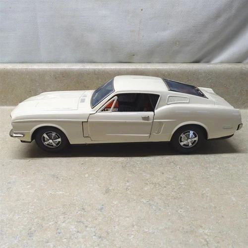 Vintage Japan Tin Bandai Ford Mustang Car Bump N Go, Battery Operated