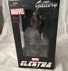 Diamond Select Gallery Elektra Figure Marvel Daredevil PVC Action & Adventure