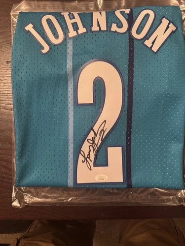 Larry Johnson Signed Charlotte Hornets Basketball Jersey JSA Authenticated