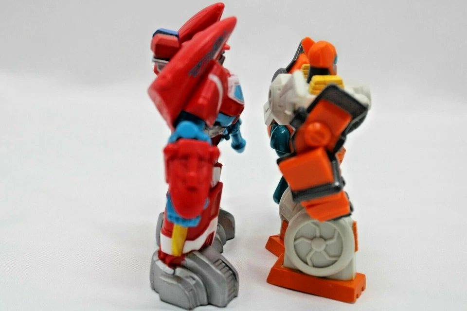 PLAYSKOOL HEROES TRANSFORMERS - Heatwave the Fire-Bot & Blades the Copter-Bot - Image 4 of 4