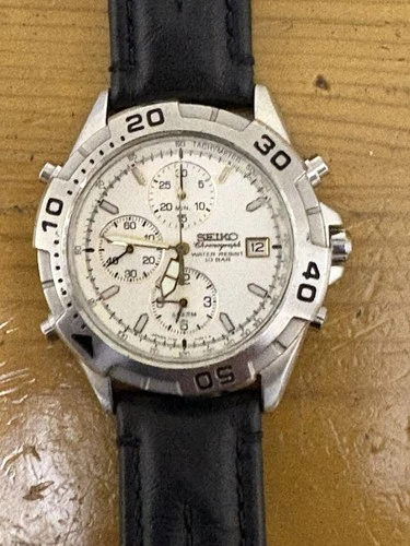 Vintage Seiko 7T32-7G50 Chronograph Quartz Alarm 10BAR White Dial Men's Watch