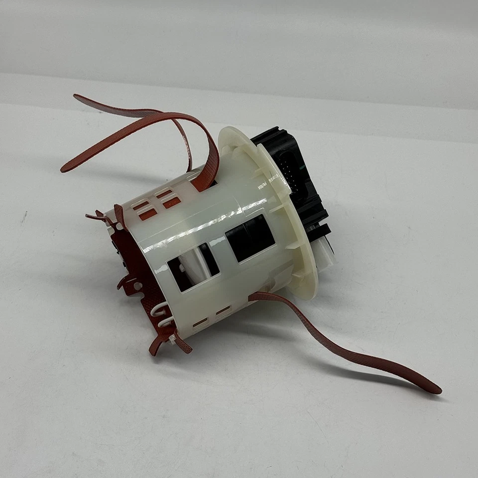 DEF Diesel Exhaust Fluid Pump for 2017-20 6.6L GMC Chevy Silverado 2500 84545446 - Image 4 of 4