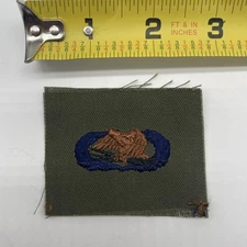 U.S. Military USAF Basic Maintenance Munitions Cloth Badge Collar Device Patch