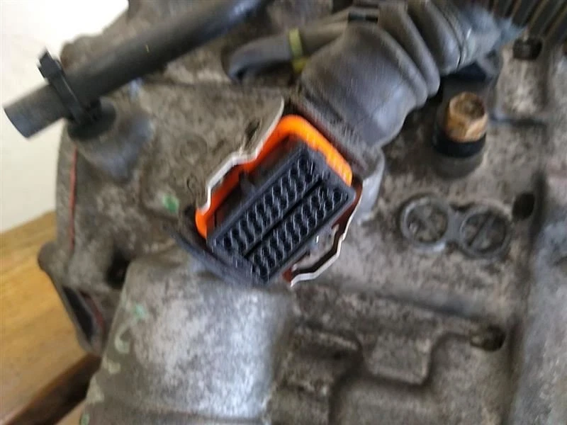 SAAB 9-3 Convertible Automatic Transmission 4 Cylinder FWD 5 Speed Fits 04-11 Foto 4 de 4