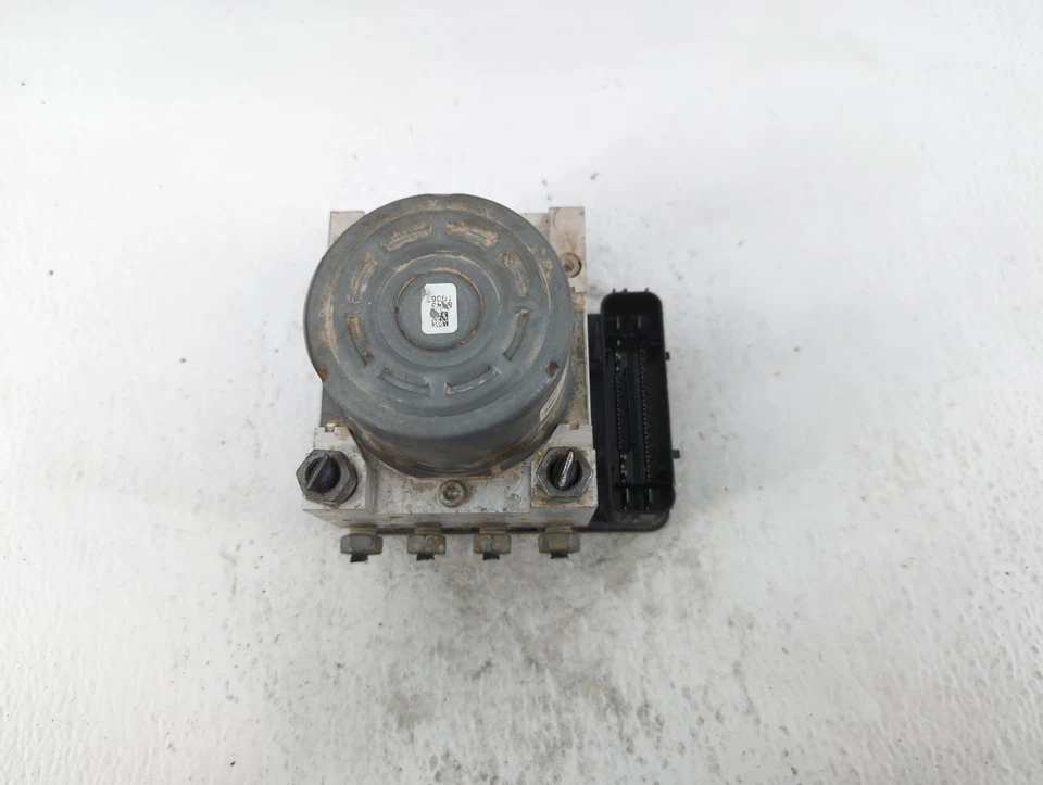 2017 Ford Explorer Abs Pump Control Module J16S1 - Image 3 of 4