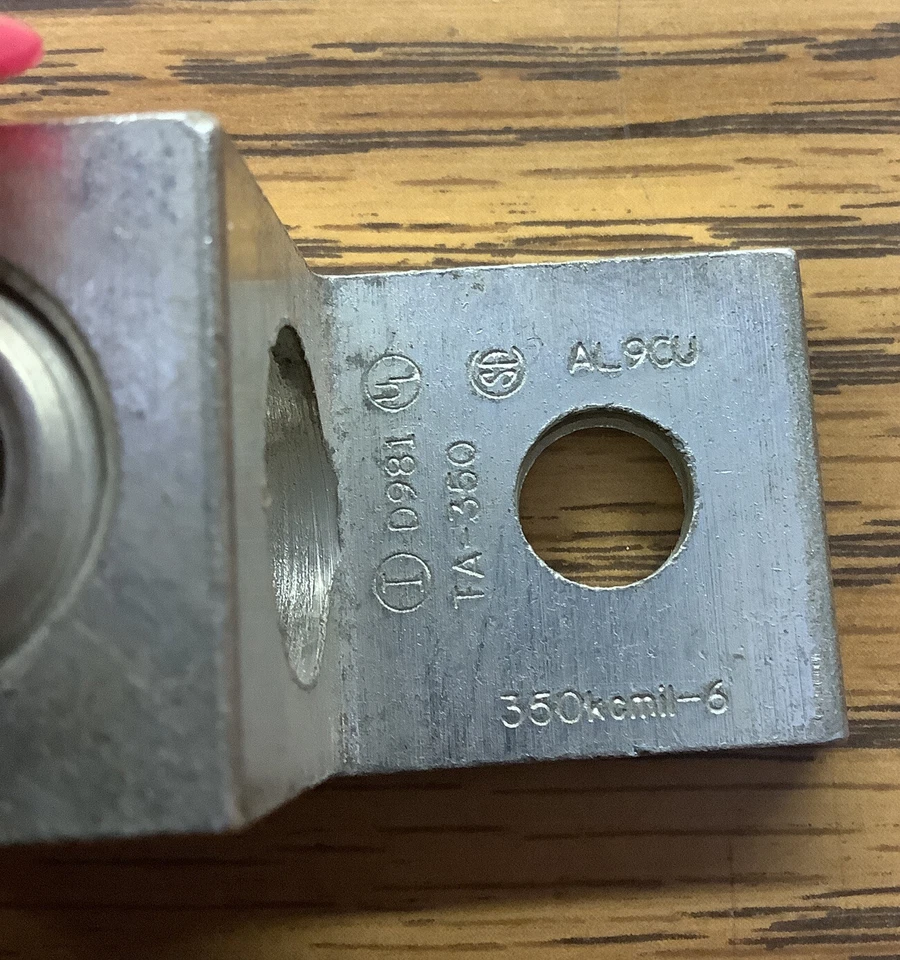 Ilsco TA-350 AL9CU 350 kcmil Lug - Image 3 of 4