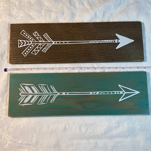 Set of 2 Wood Arrow Wall Decor, Rustic Boho Arrow Signs - Picture 1 of 3