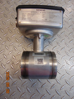SIEMENS 7ME6120-2RA20 Industrial Measurement Device