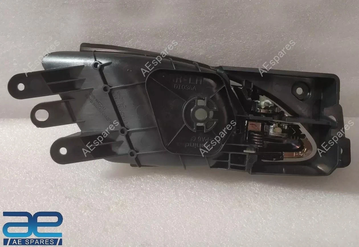 Interior Rear Door Handle Assy LH For Mahindra XUV700 2024-2025 0114DW601751N view 2