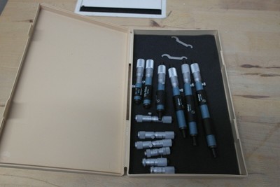 MITUTOYO 2 Punkt Innenmessschraube 50-275 mm / Tubular Inside Micrometer set