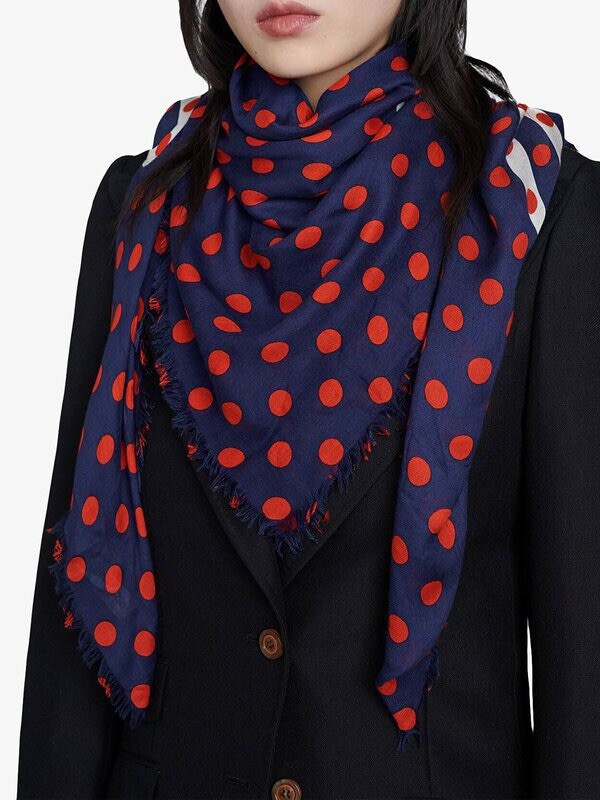美品 GUCCI グッチ シルク 100％ レッド 赤 ペールブルー ストライプ NWT Gucci 623130 Red Blue Vintage Logo Polka Dot Shawl Scarf