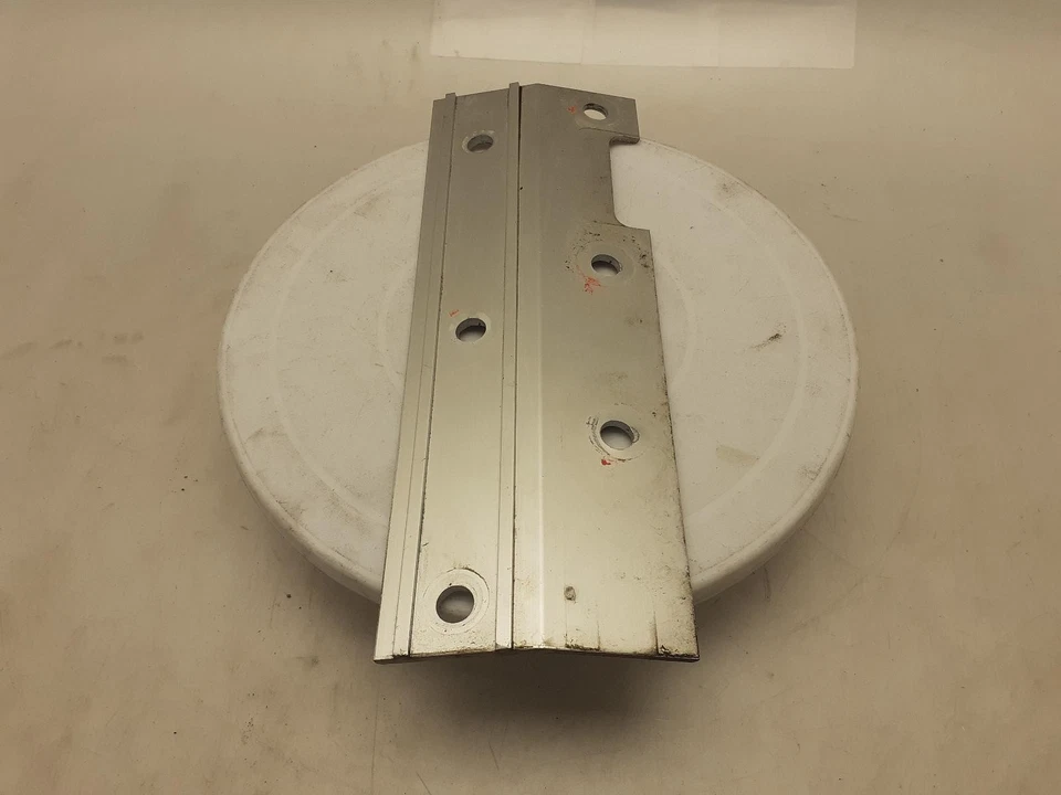 LOTUS EVORA Bracket 2010-2021 CHASSIS MOUNT LH  - image 4 of 4