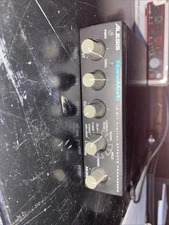 Alesis Nanoverb Musical Instruments 18-Bit Digital Effects Processor+mic