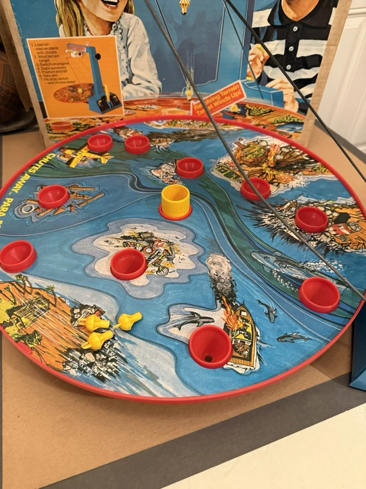 Vintage Gabriel Chutes Away Air-Rescue Target Game 1977 w/Box & Instructions - Image 2 of 4