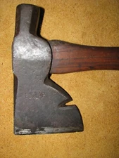 Vintage Dunlap Carpenters Roofing Hatchet - Made in the USA - 1 lb. 14 oz.