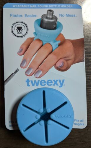 Tweexy - Wearable Nail Polish Bottle Holder - Island Blue * NEW * - Picture 1 of 2