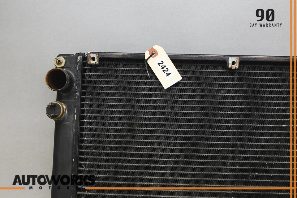 Conjunto de radiador de motor 83-87 Porsche 944 2,5 L 51975164M06 OEM Foto 2 de 4