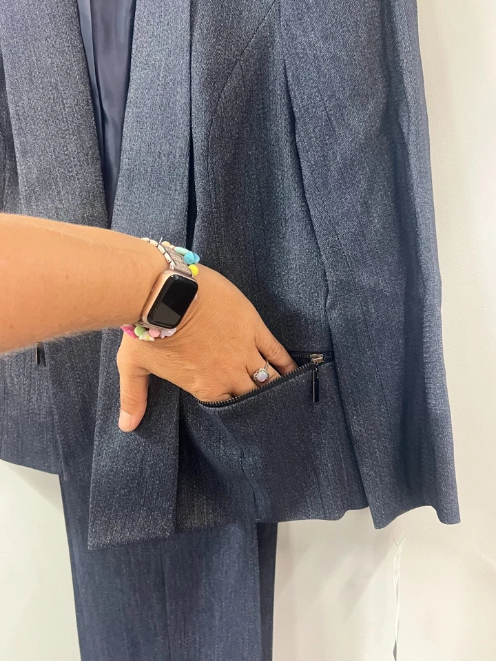 Evan Piccone Luxurious Polyester Lined Blue Denim Pant Suit - 3/4 Sleeve Jacket - Image 3 of 4