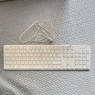 Macally SLIMKEYPRO Slim Wired USB Keyboard White QWERTY Plug & Play