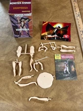 Moebius Monster Scenes Vampirella 1/13 Scale Dynamite Model Kit Open Box