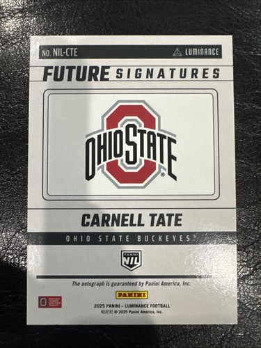 2025 Panini Luminance Carnell Tate Future Firme NIL Red Foil Auto Ohio St - Foto 2 di 2