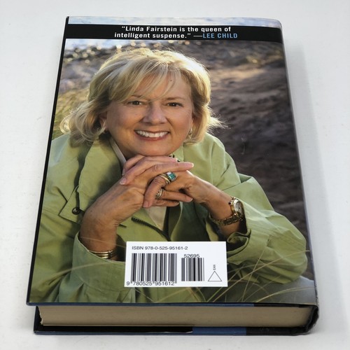 (Signed) Hell Gate by Linda Fairstein ~ First Edition - Picture 7 of 7