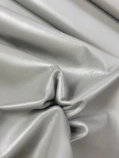 Townsend® European Bullhide Leather Hide - Taj CastleRock (Light Grey/Silver)