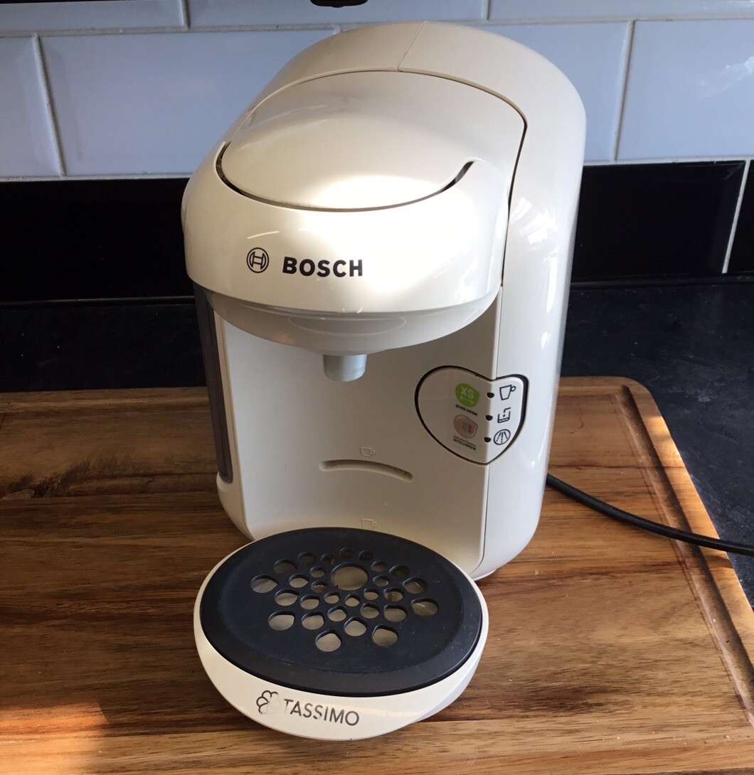 Bosch TASSIMO Vivy Coffee Machine Cream (225) 4242002977324