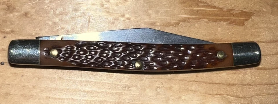 Nice Frontier 4821 Imperial 2 Blade Pocket Knife 2-7/8” Tight w/Good Snap . GC - Image 4 of 4