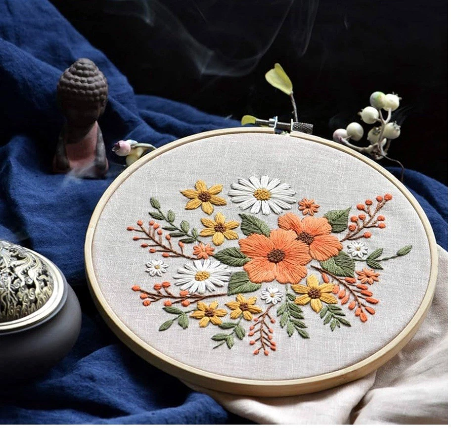 4 Sets Full Range Embroidery Starter Kit Clothes Hoops Scissors Cross Stitch Kit - Image 3 of 4