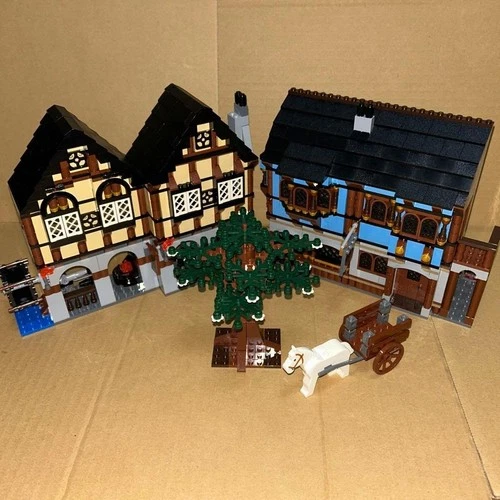 LEGO Castle 10193 Medieval Marketplace 2009