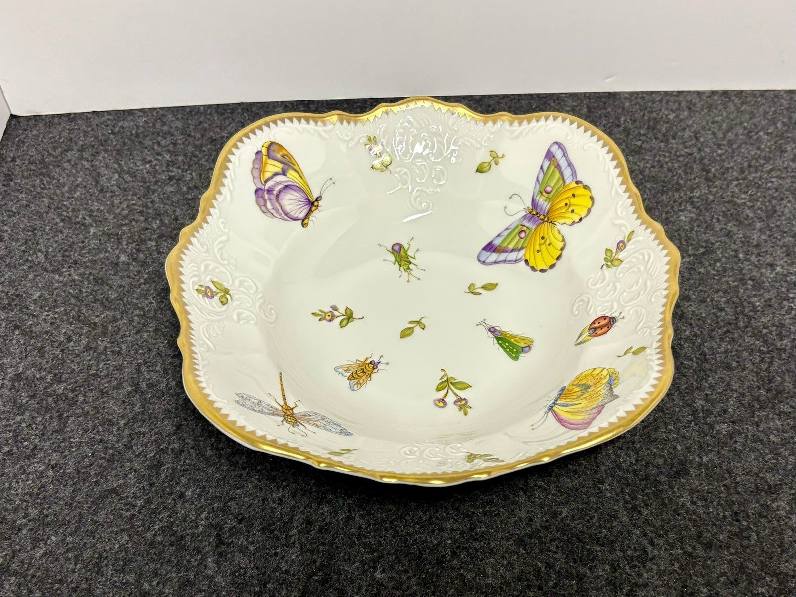 Anna Weatherley Budapest Spring 24K Hand Painted Vegetable Bowl 9 In. New