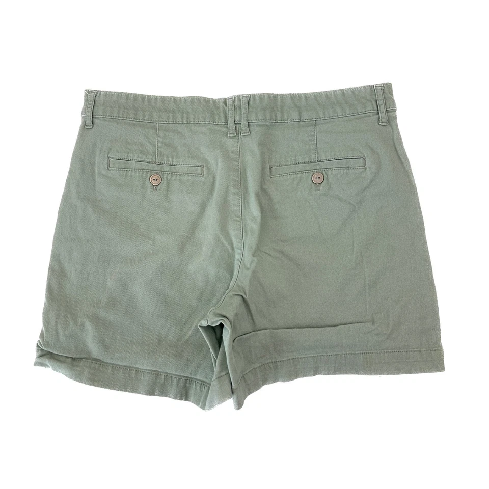 Shorts verde chino Gloria Vanderbilt 5,5" costura interna feminino tamanho 10 - Imagem 2 de 4