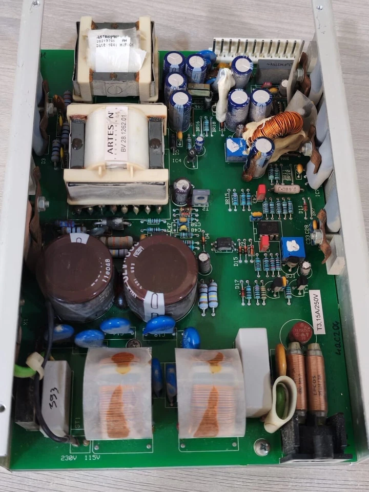 Placa de repuesto Artesyn SMP/OC150/M4/HIR P/N: 91.0001,17 Rev. Fuente de alimentación B Foto 4 de 4