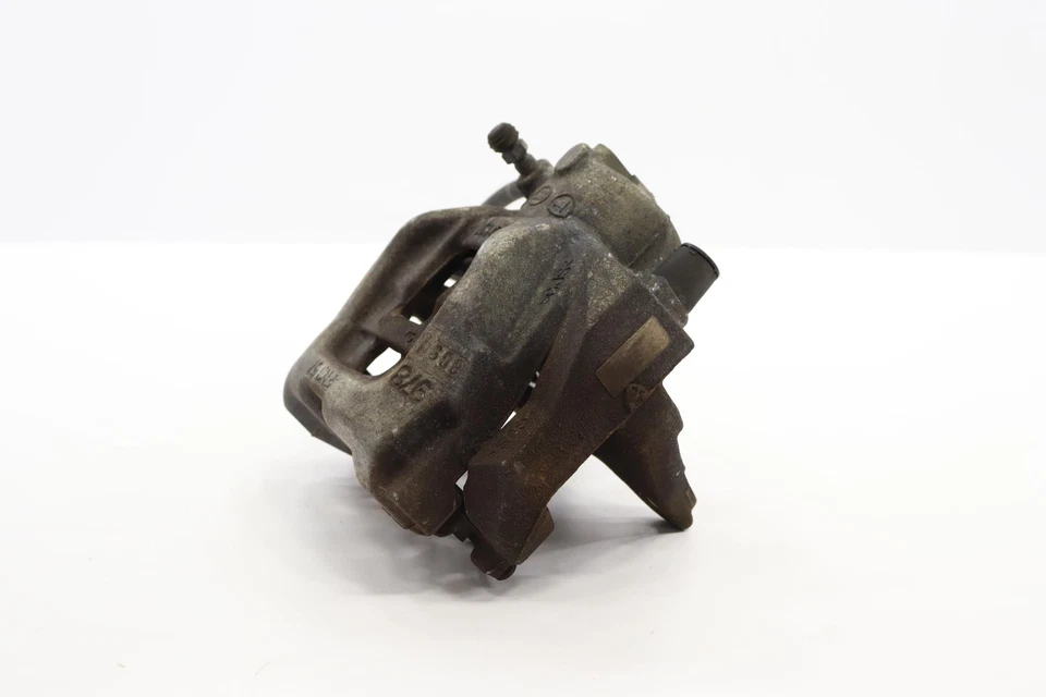 Pinza de freno de disco del lado del pasajero delantero derecho Fiat 500L 2014-2020 OEM Foto 2 de 4