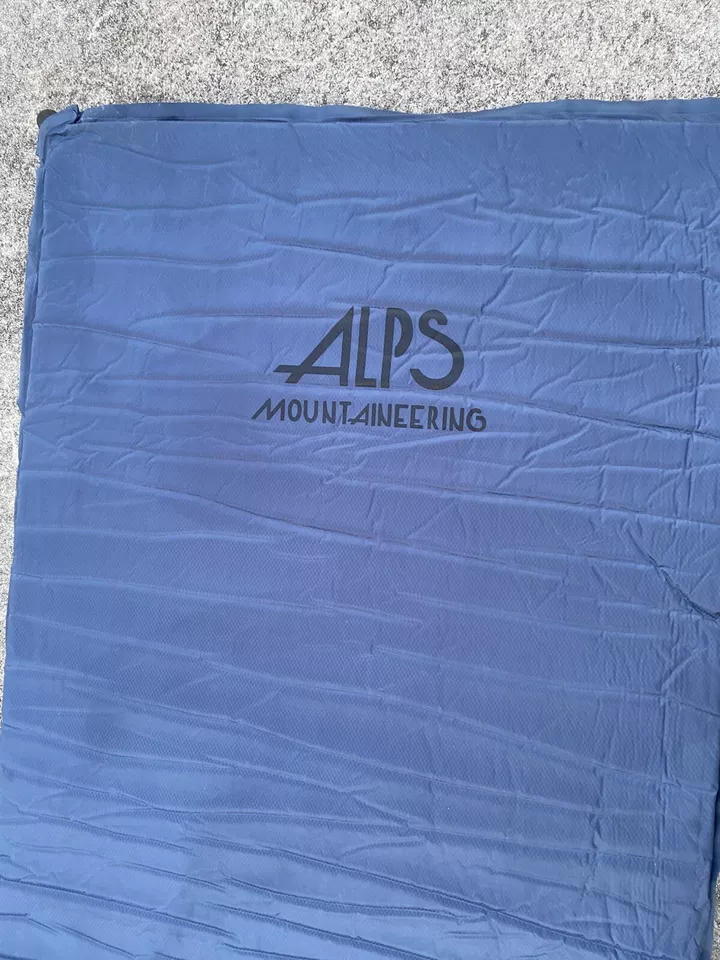 Alps Mountaineering Lightweight Series Air Pad Long 25”x77”x2” Self Inflating. - Image 3 of 4