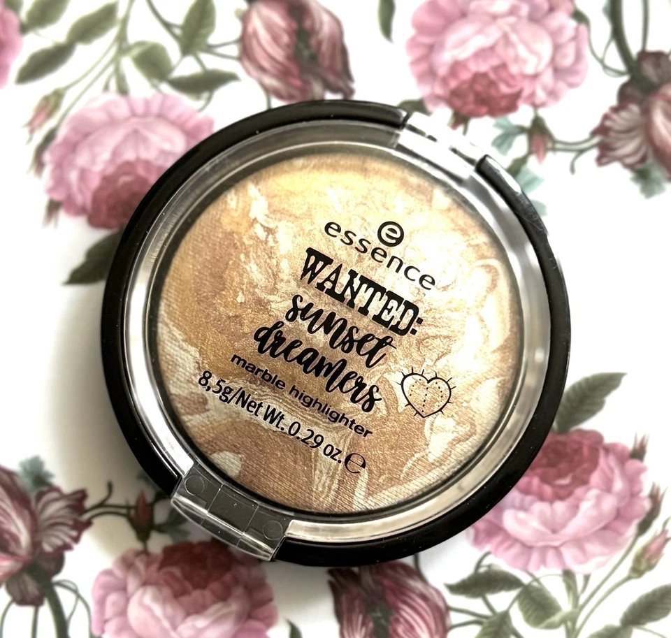 Essence Wanted Sunset Dreamers Marble Highlighter 01 Golden Summer Days 8,5g - Bild 4 von 4