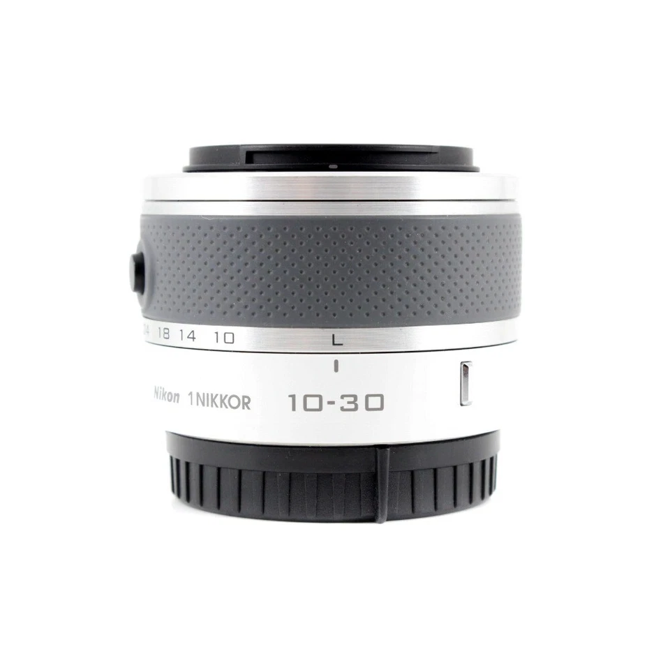 Lente Nikon1 Nikkor 10-30 mm f/3,5-5,6 reducción de vibración J1 J2 J3 J4 J5 V1 V2 V3 Foto 3 de 4