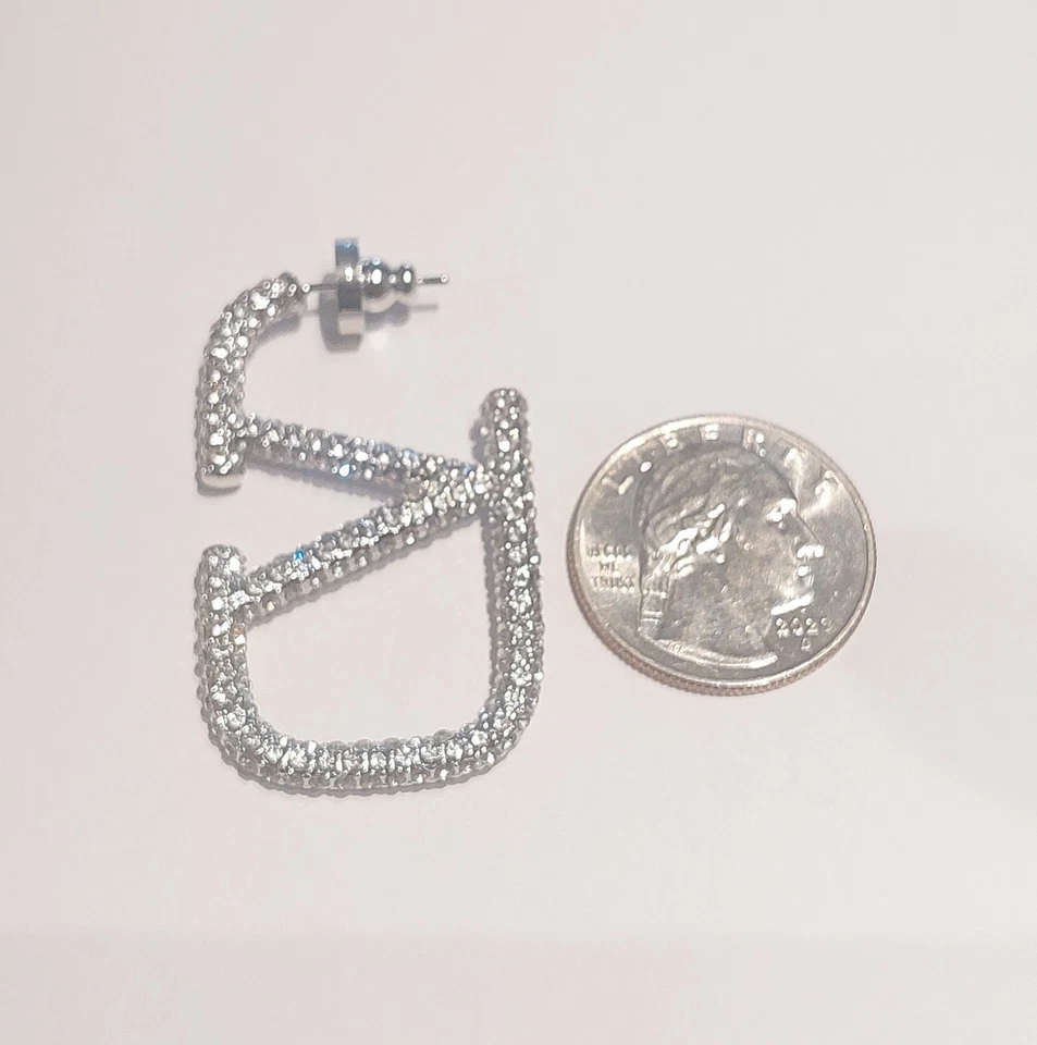 VALENTINO CRYSTAL EARRINGS - Box & Dust Pouch Included - Image 3 of 3