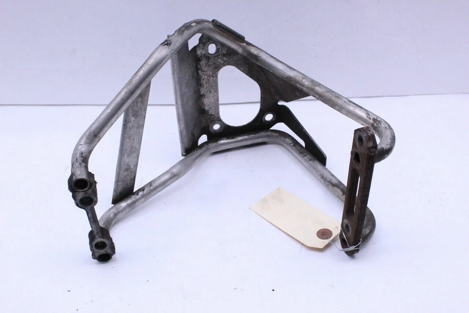Soporte silenciador derecho Porsche 911 996 2002-2004 99611112856 OEM usado Foto 2 de 4