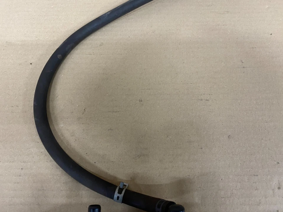 TANQUE DE PURGA DE AIRE HÍBRIDO SUZUKI SWIFT 1.2 80S0 2020 2021 2022 2023 C3987 Z Foto 4 de 4