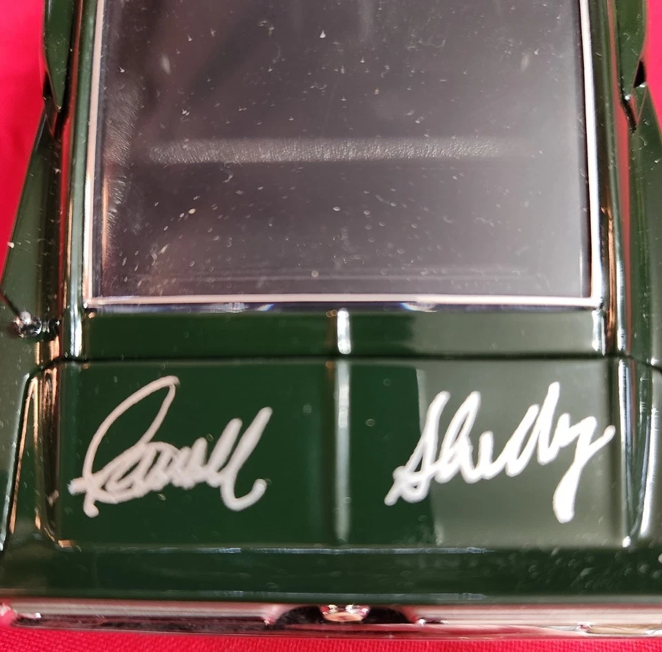 富兰克林铸币厂 1968 年 1:24 比例福特谢尔比野马签名版 339/3500 — 第 4/4 张图片