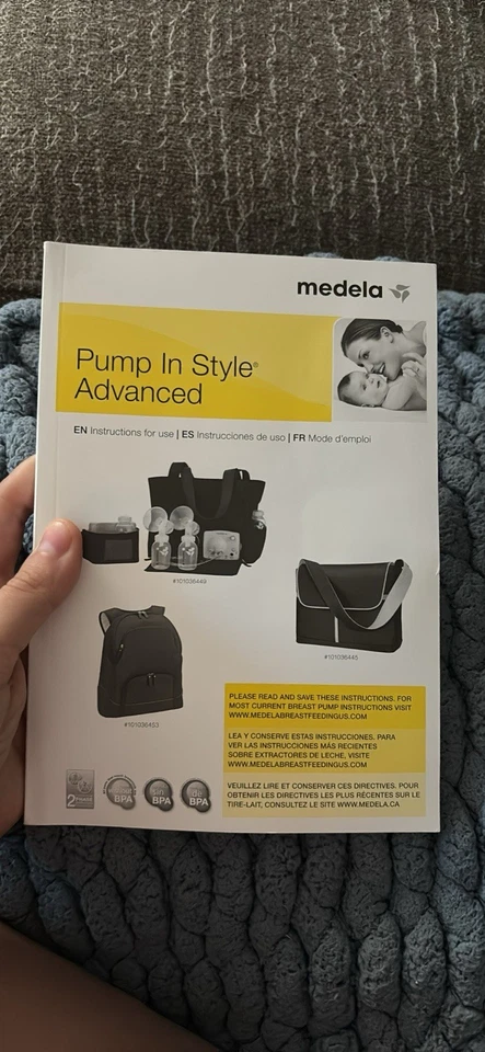 Extractor de leche eléctrico doble Medela 57063 con bolsa para llevar Foto 3 de 4