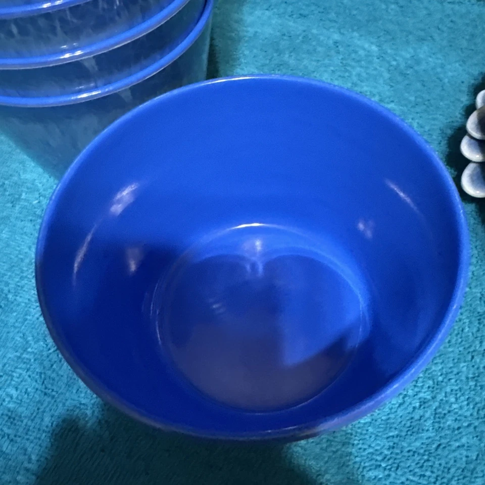 "Juego de 9 cuencos de cereales de plástico Pier 1 azul de importación de 4,5"" de diámetro" Foto 2 de 4