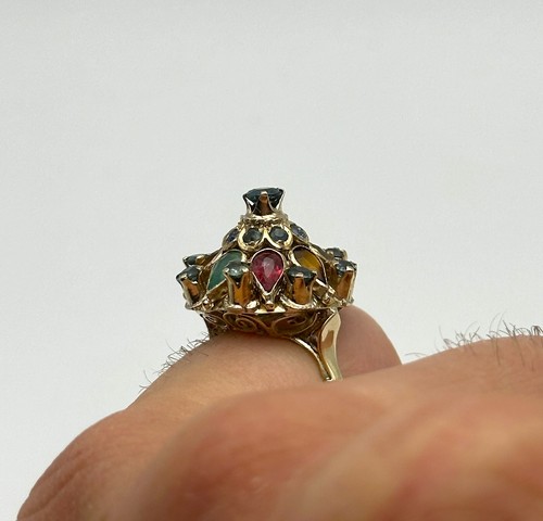 Vintage 8k Gold Filigree style Harem Ring with Multiple Colored Stones Size: 6 - Picture 12 of 14