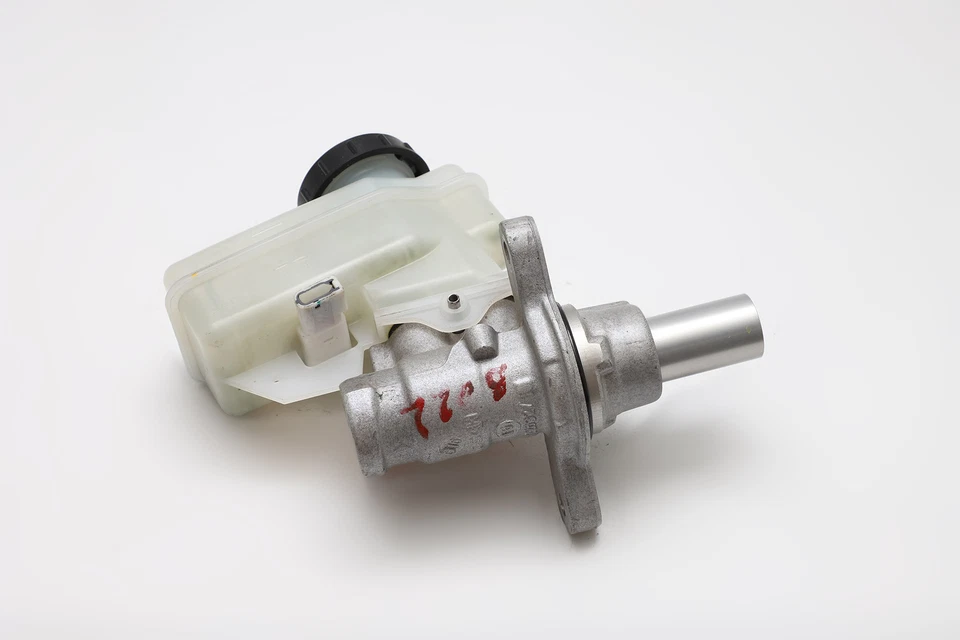 Главный тормозной цилиндр Nissan 370Z 09-19 RWD D6010-JK02A, B022, OEM, 2009, 2010,  - Изображение 3 из 3