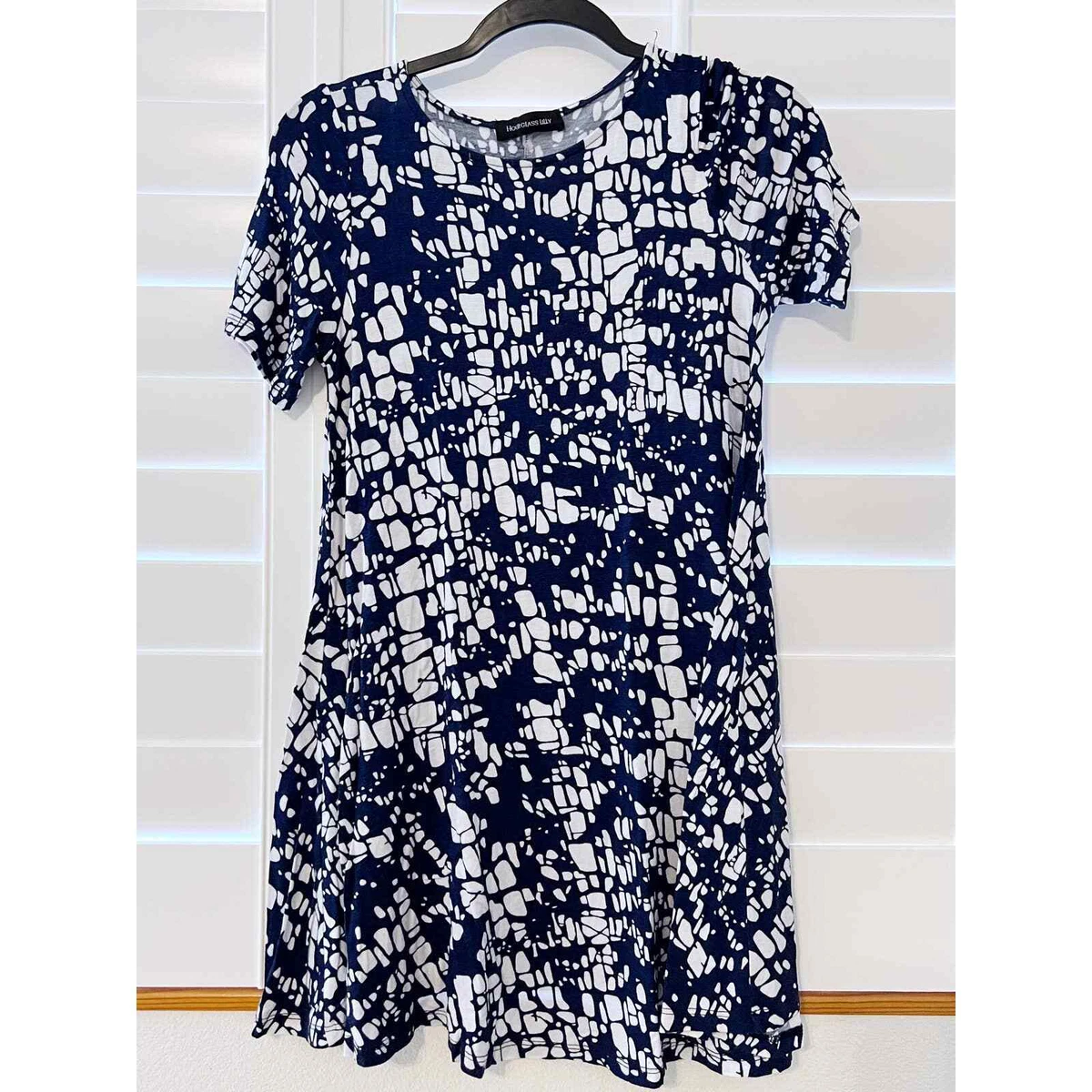 Hourglass lilly dress clearance