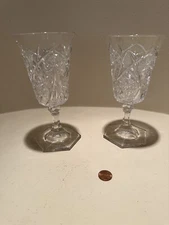 Set of 2 Crystal Wine Glasses